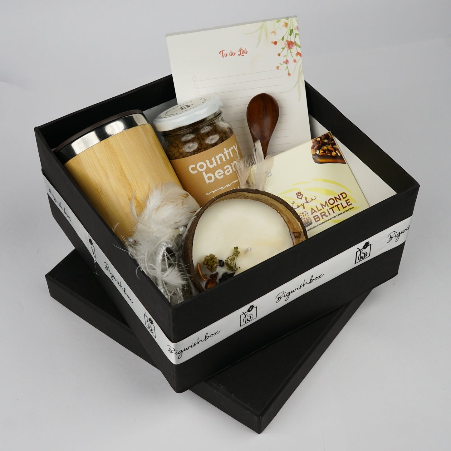 Elegant Bliss Gift Hamper