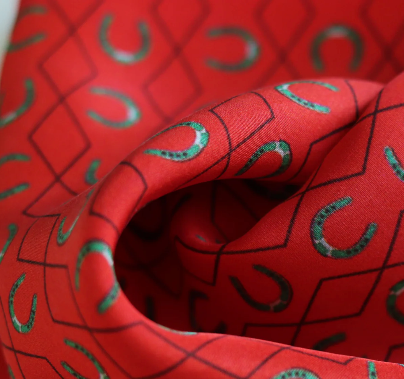 Khatu Red Orange Red Horse-Shoe Pocket Square